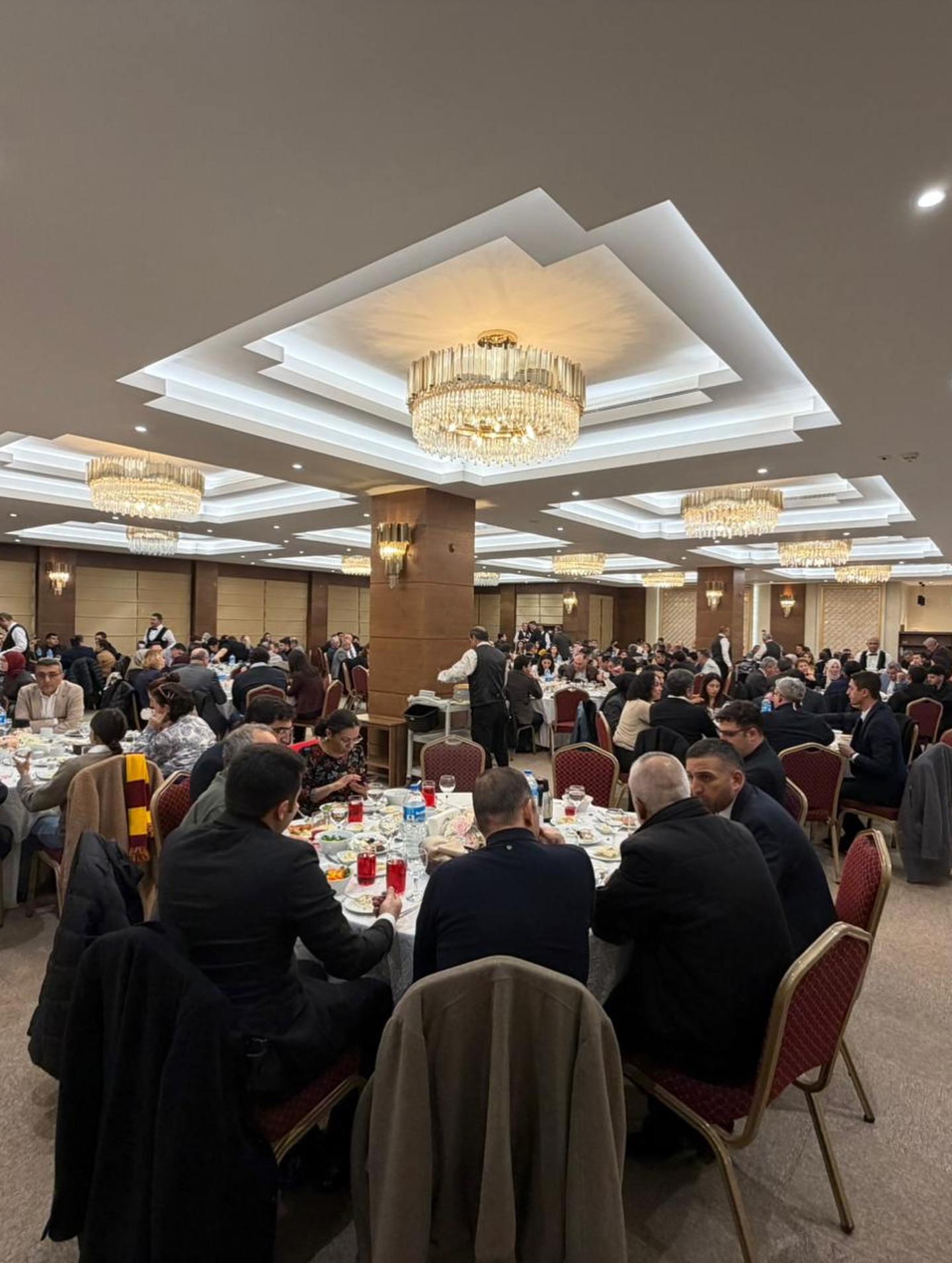 640515235 18085346930186019 2469065278976827144 N