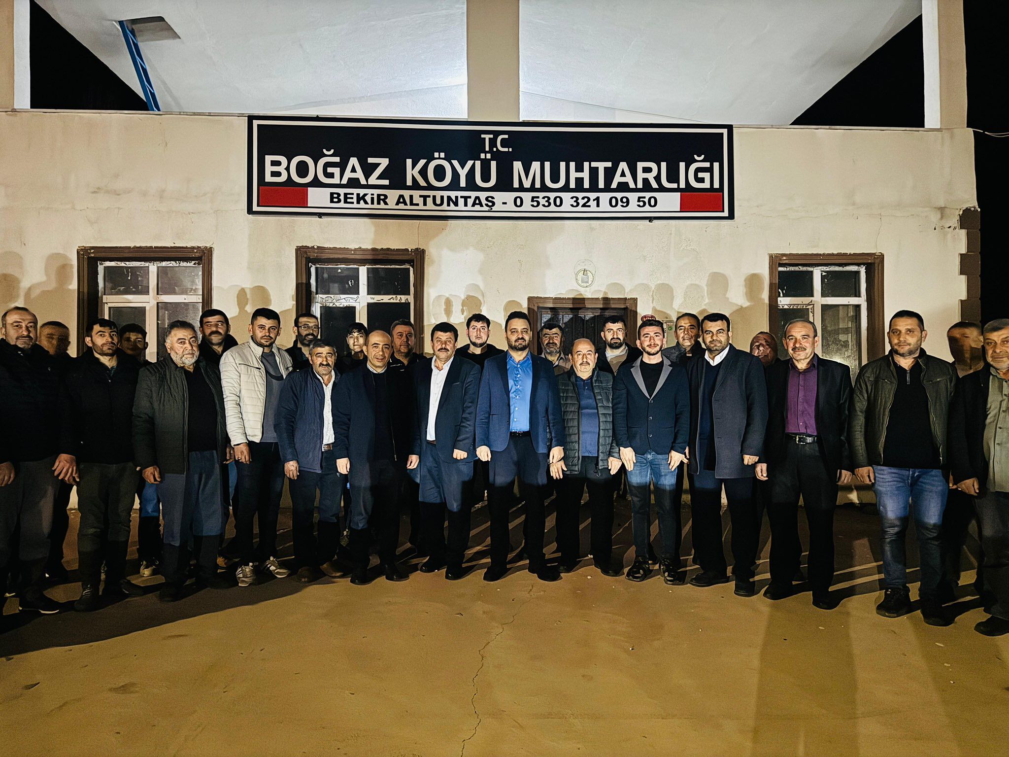 641244817 10163849198335699 7988316650912701769 N