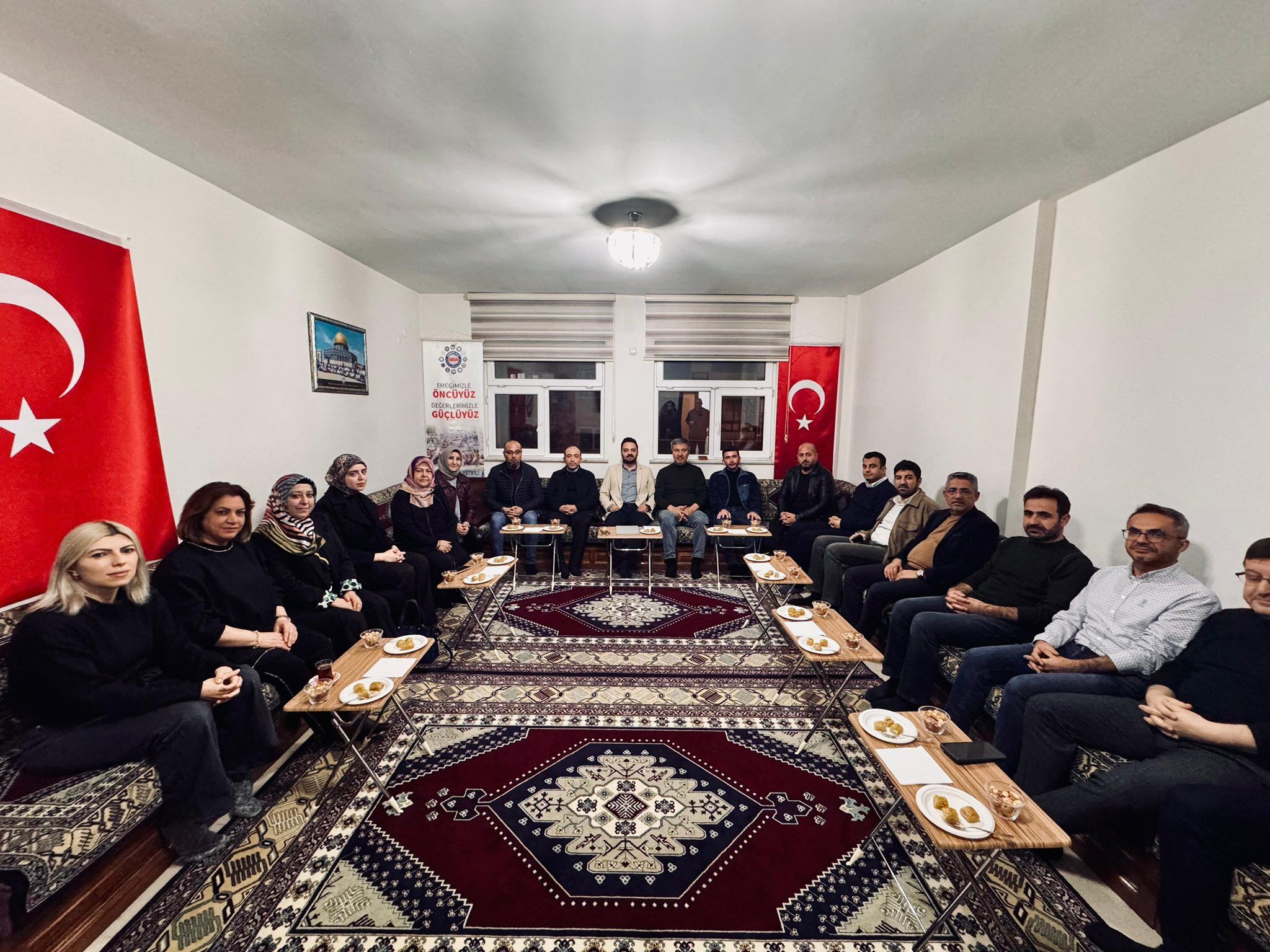 641659840 10163857826290699 814216042004834818 N