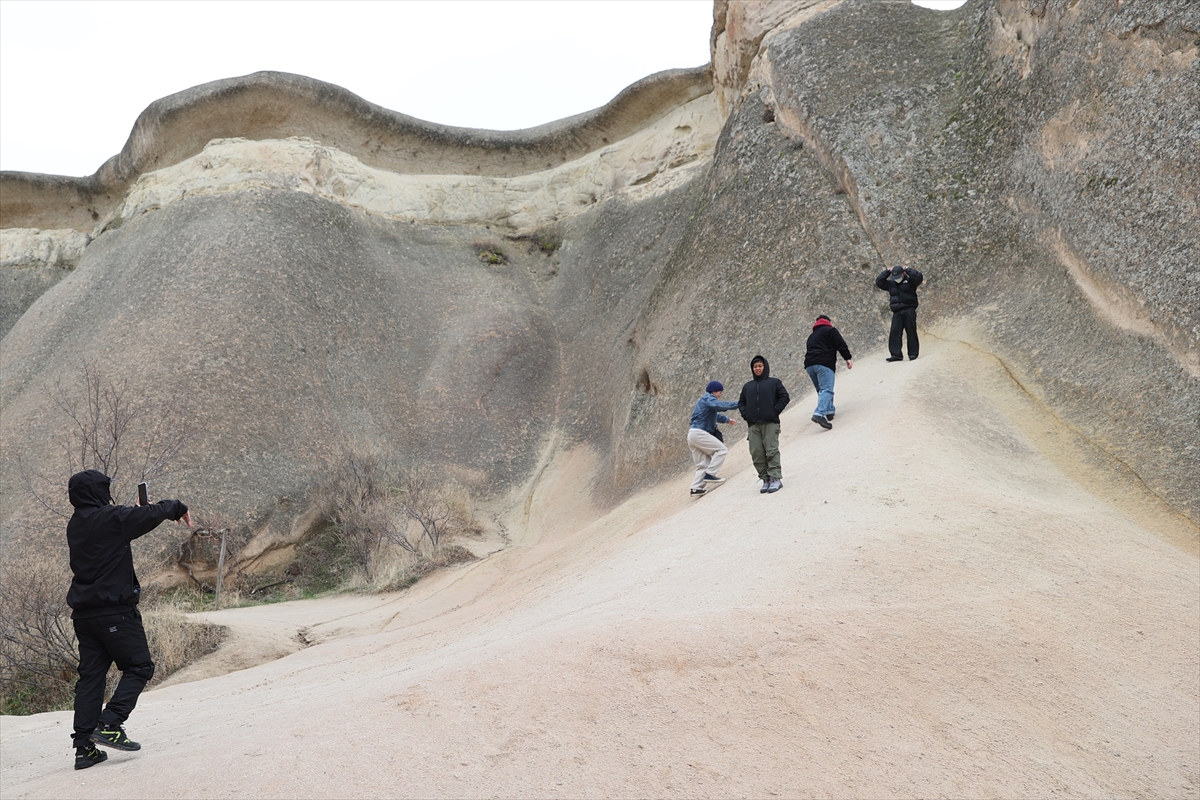 A A 20260204 40454061 40454051 K A P A D O K Y A D A K I Z E L V E V E P A S A B A G I O R E N Y E R L E R I G E C E N Y I L 12 M I L Y O N Z I Y A R E T C I A G I R L A D I