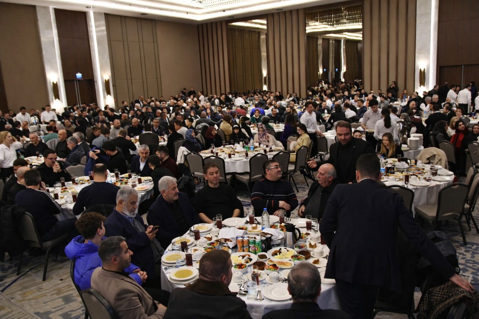Öbekli, iftarında birlik mesajı verdi: Nevşehir’in gücü dayanışmadır