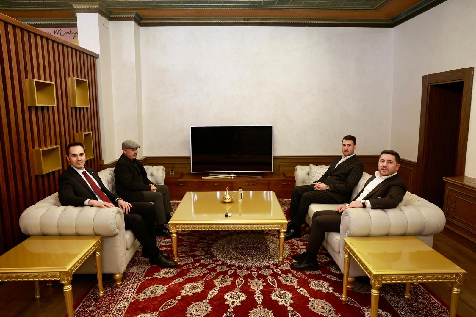 Nev Bel Si̇yaset 002