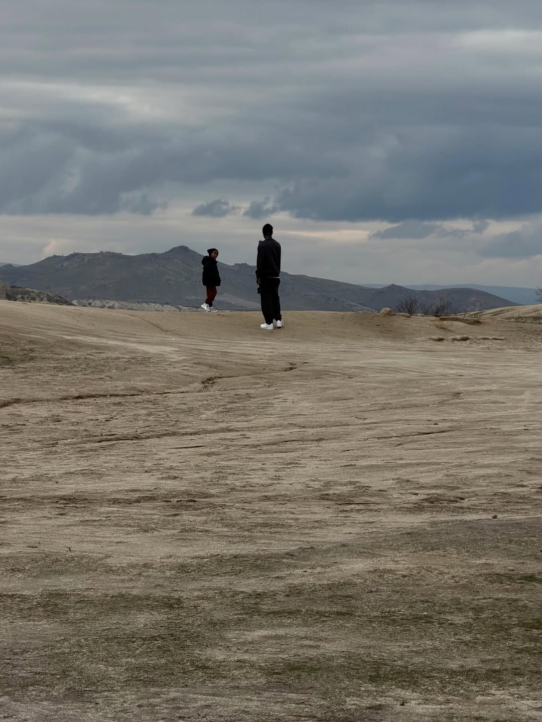 No Todo En Capadocia Son Globos…También Están Estos Paisajes Increíbles Llenos De Valles Y Cueva