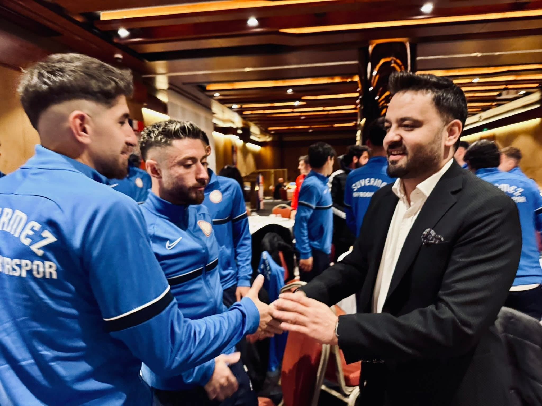 20Cb4Adf 4859 4Aff 9112 27Af2B738110 4035 C8 D E 5164 4 B58 B8 C8 844 C5789595 B