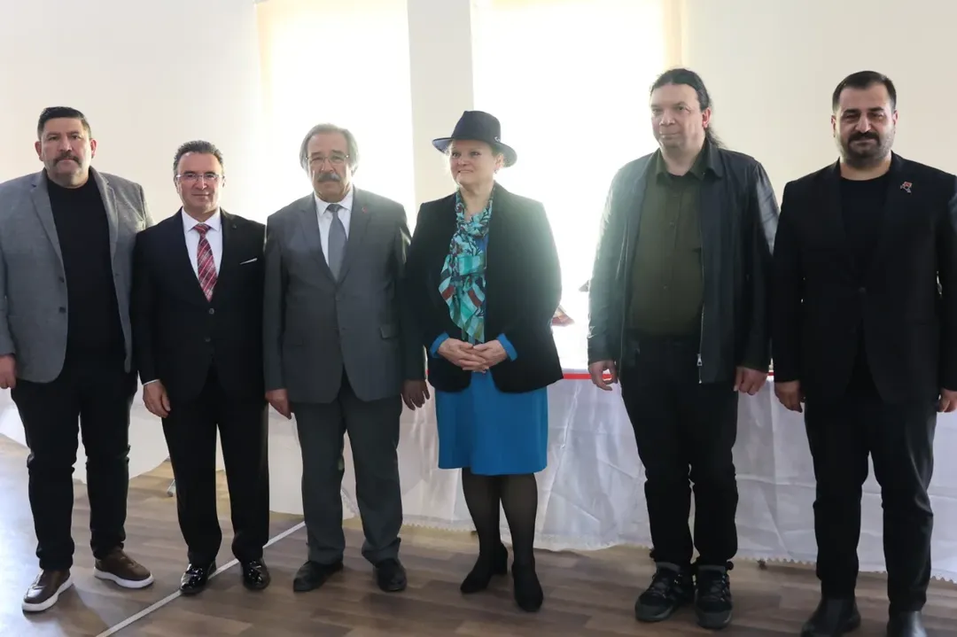 62.Kütüphane Haftasi Kutlandikütüphane Haftası Dolayısıyla, Belediyemiz Toplantı Salonunda Ava (7)