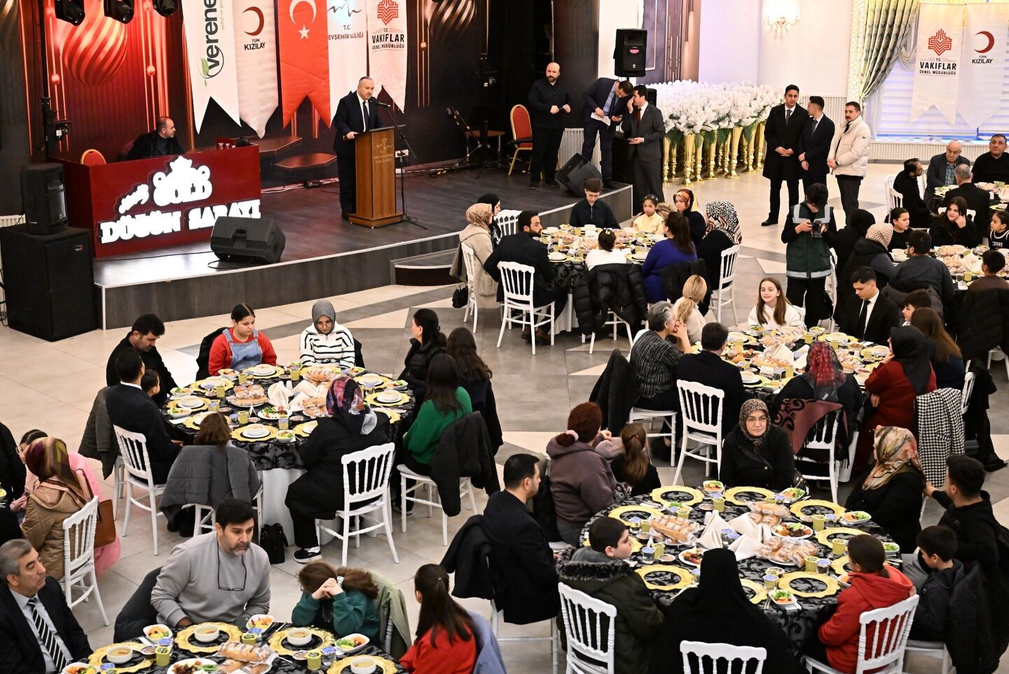 645911253 18086425967186019 4666905819525908120 N