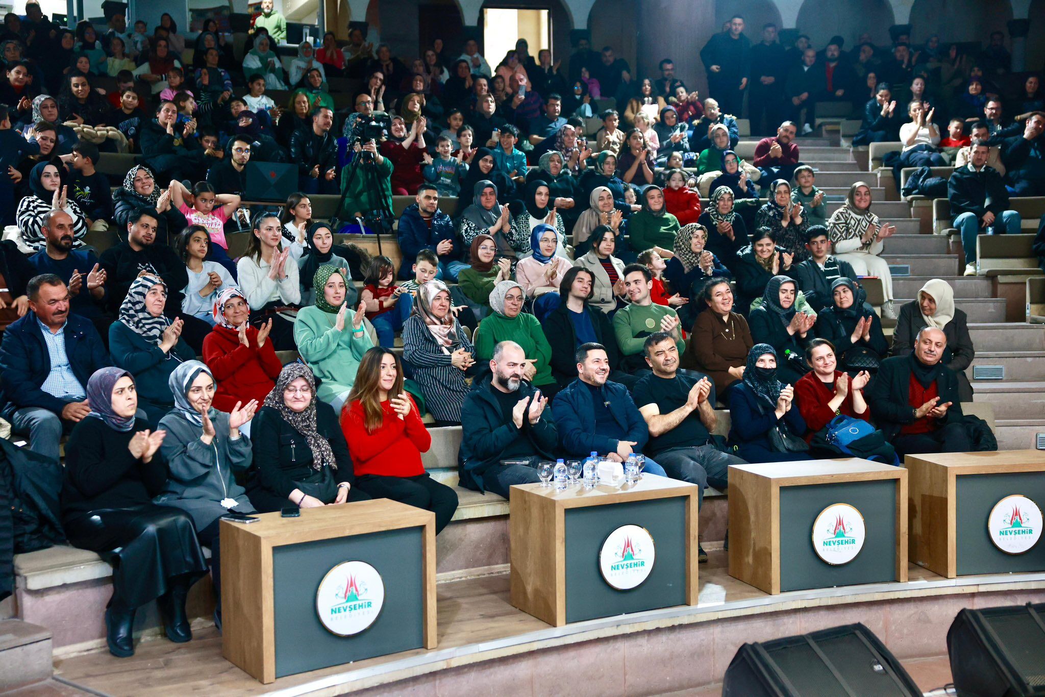 648411780 1564129705717499 6383996224945477567 N