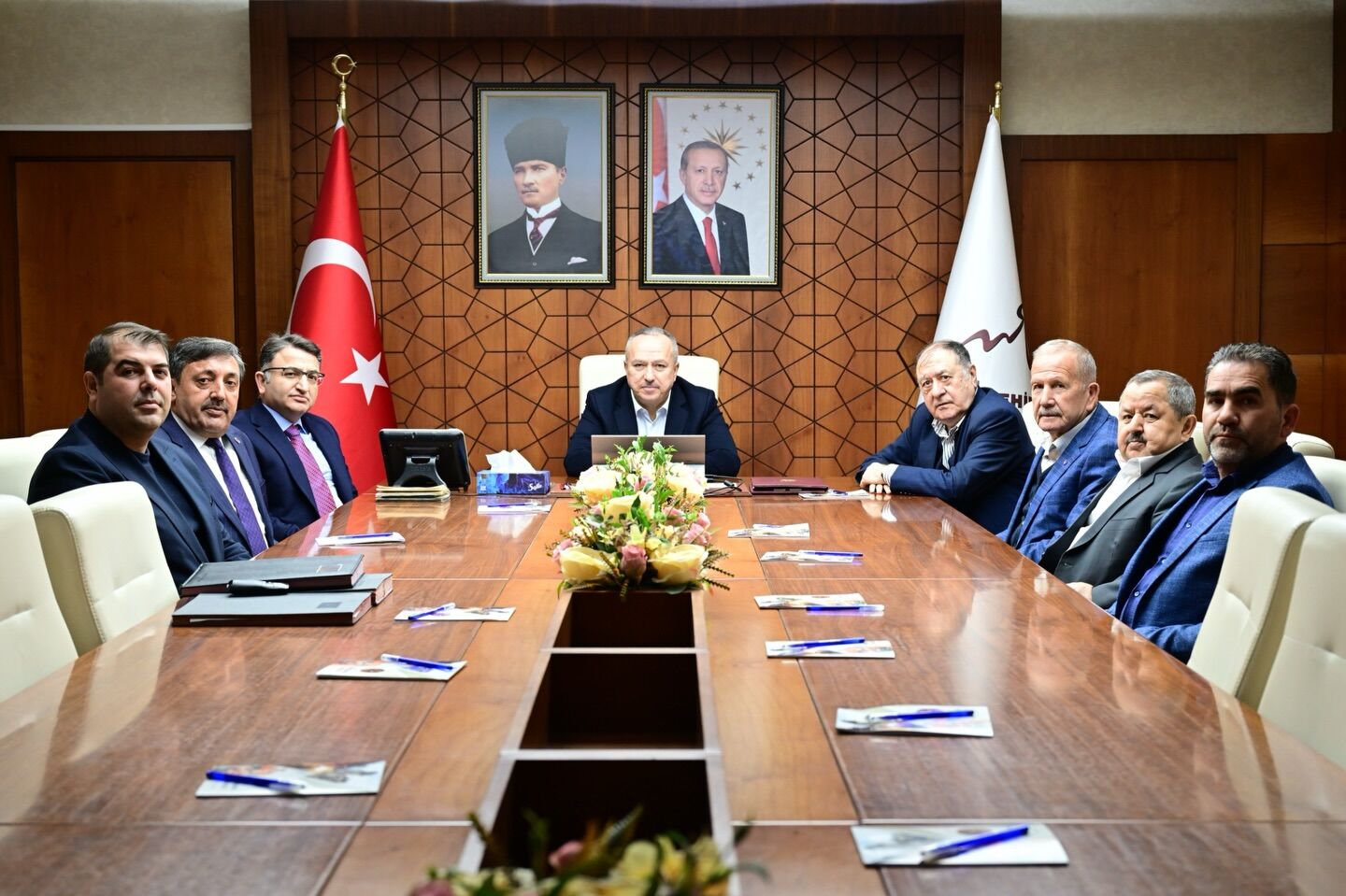 649235368 18086895401186019 8785382835255416915 N