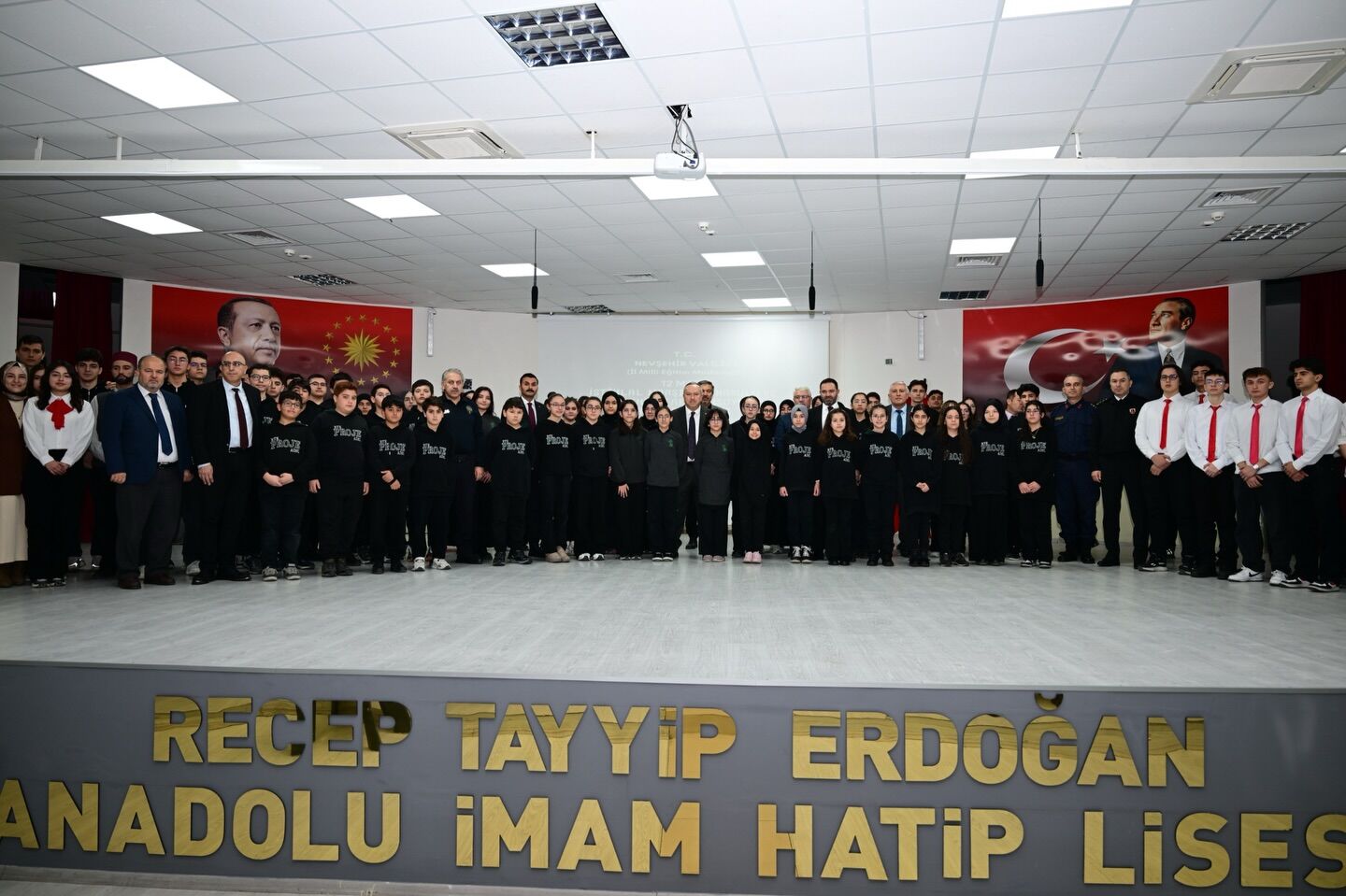 650033309 18087254960186019 1566182380896039358 N