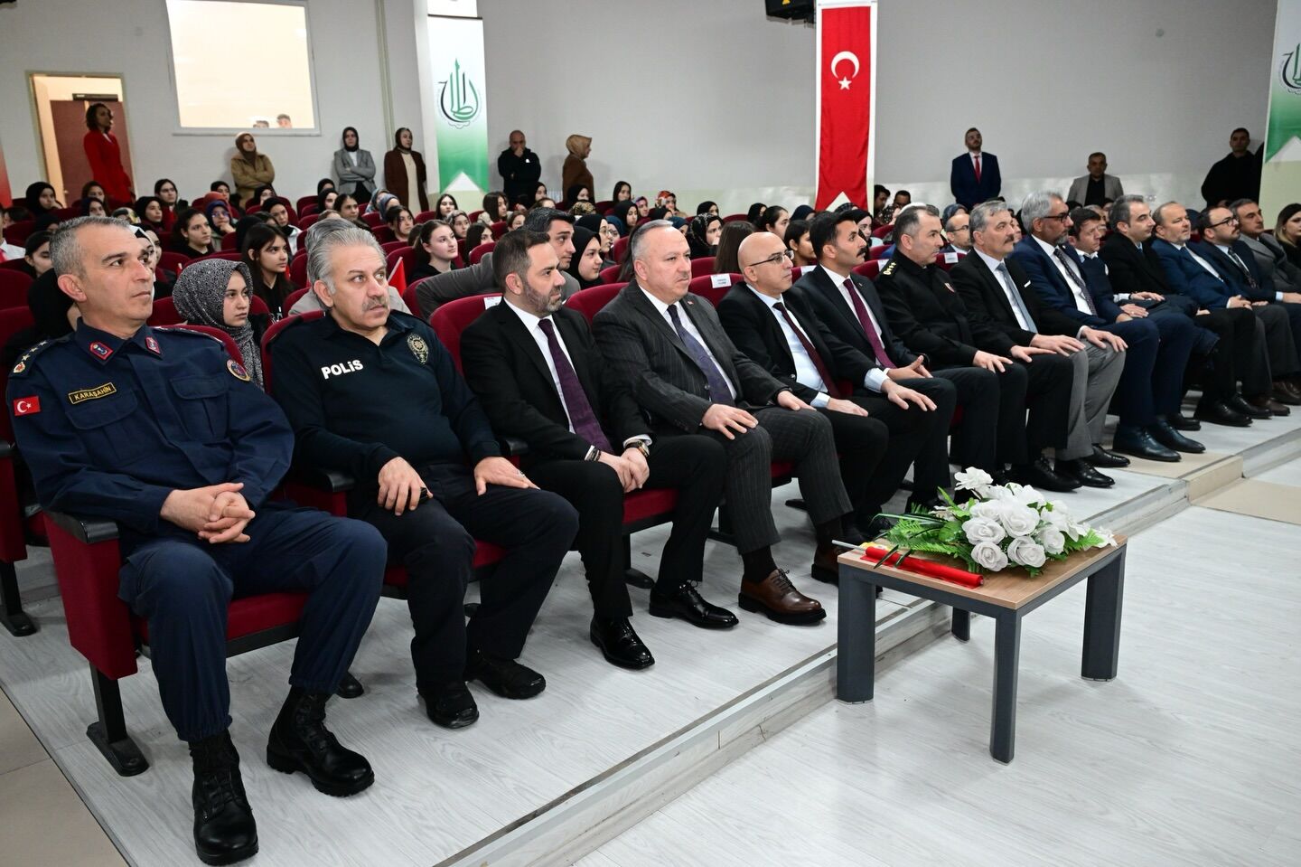 650482220 18087254951186019 1244182107610284058 N