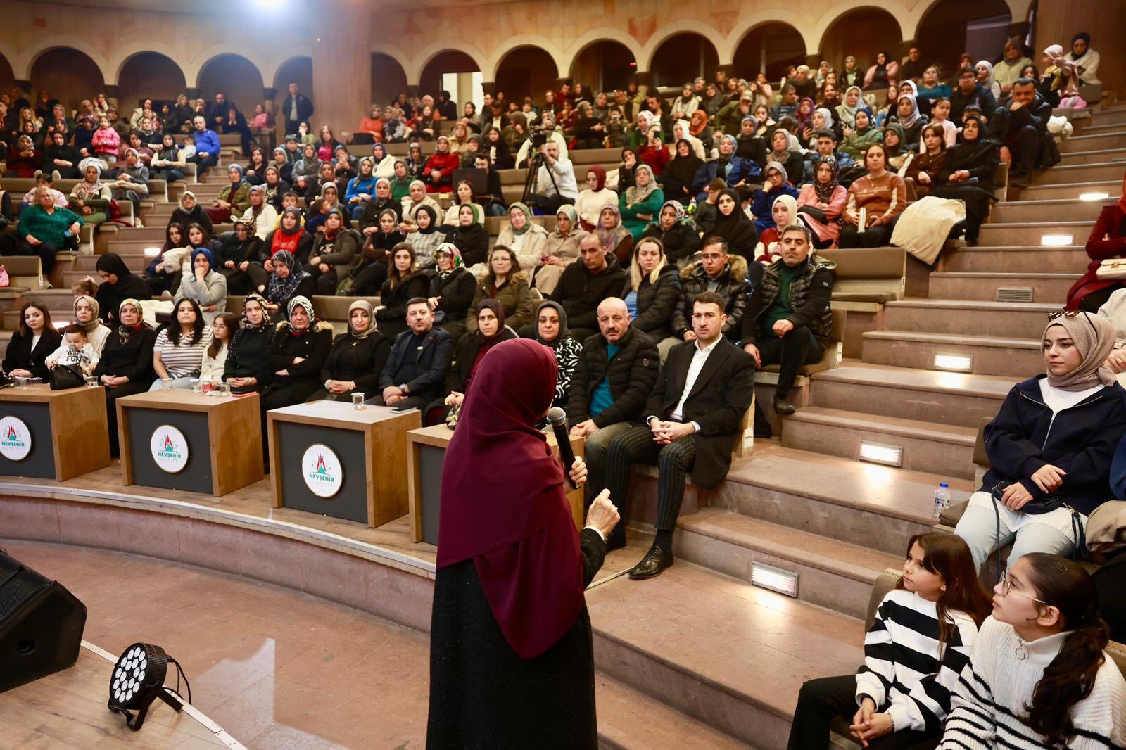 652347860 1573211601475976 2372497872987116073 N-1