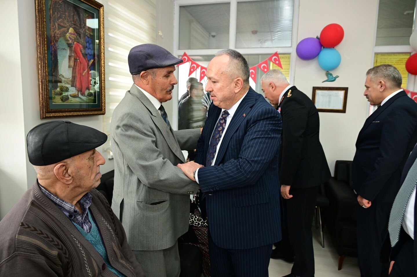 654651574 18088199099186019 9054871090521262243 N