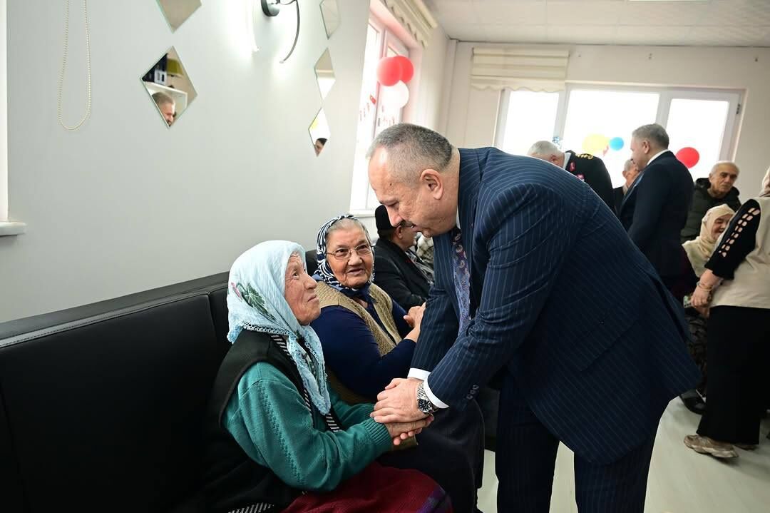 655738347 122133927507007294 4946712091415626286 N