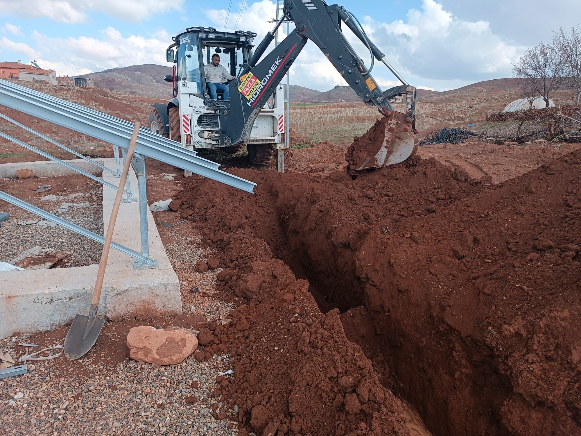 657276804 935997669068442 8736143727700676235 N