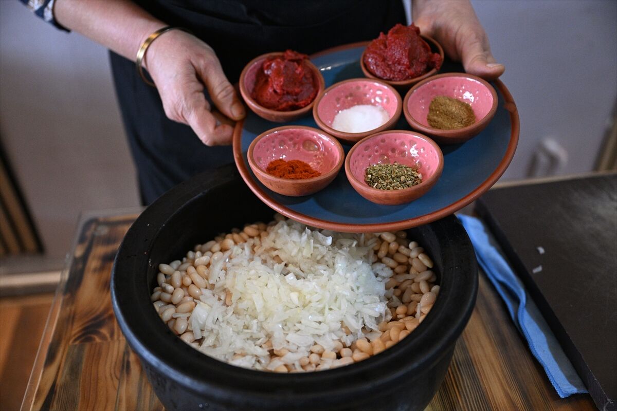 A A 20260301 40699487 40699480 M E M L E K E T S O F R A S I G U V E C T E K U R U F A S U L Y E