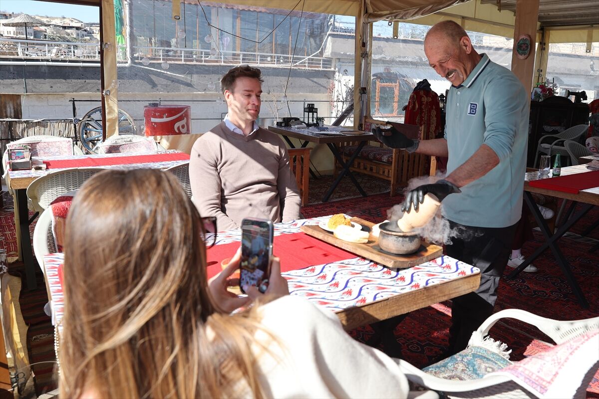 A A 20260308 40765732 40765730 K A P A D O K Y A D A T U R I S T L E R L E 9 D I L D E S O H B E T E D E N C E M A L E T T I N Y A V U Z T E C R U B E L E R I N I P A Y L A S M A Y A H A Z I R L A N I Y O R