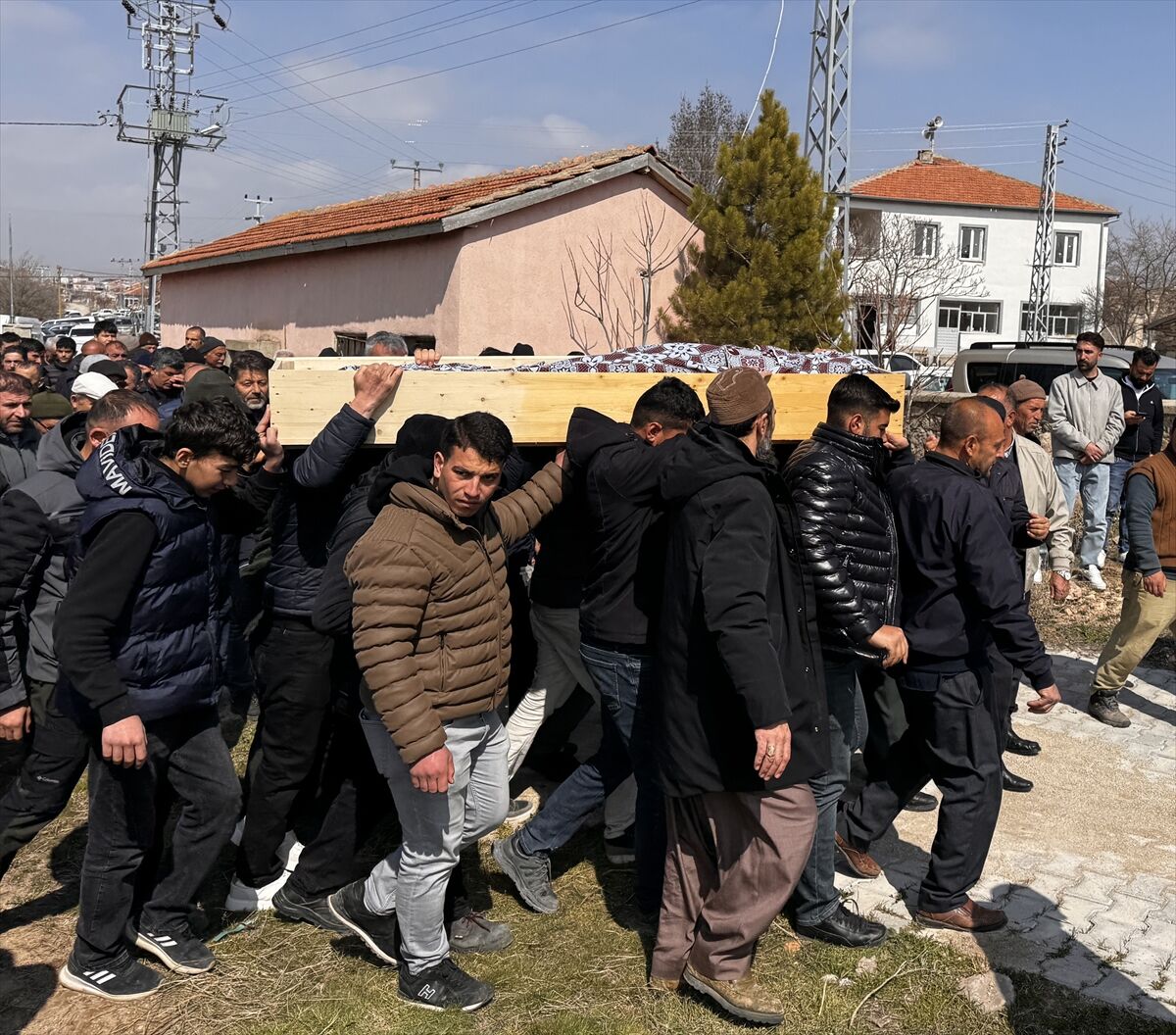 A A 20260316 40838841 40838839 A K S A R A Y D A K I T R A F I K K A Z A S I N D A O L E N K U Z E N L E R I N C E N A Z E S I K O Y L E R I N D E T O P R A G A V E R I L D I