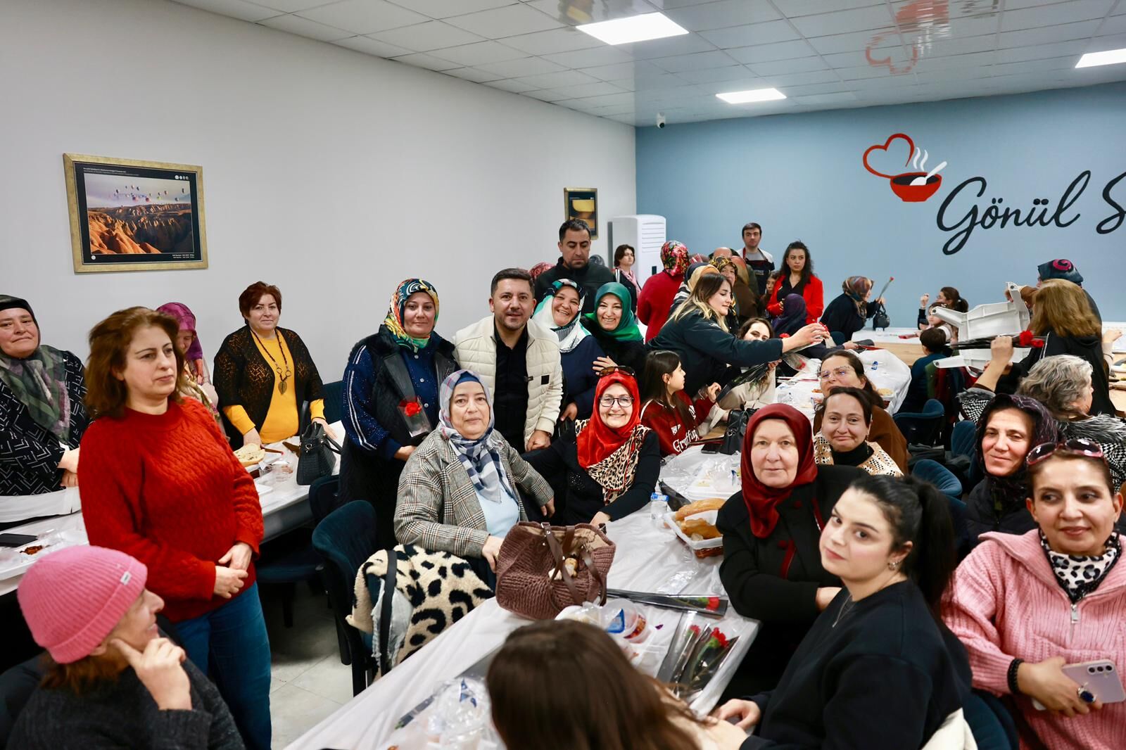 Nev Bel Kadinlar Günü 001 (1)