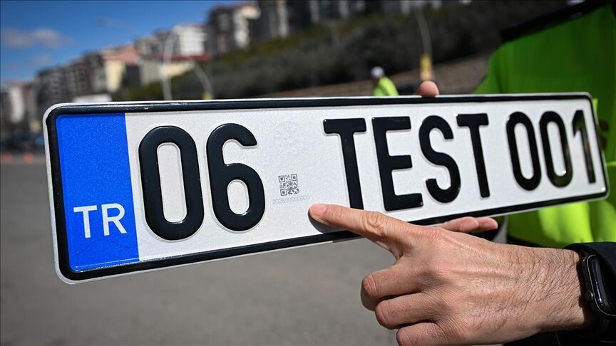 Thumbs B C 6Fd25A44A4347769C2Ba770B63Fa8F93-1