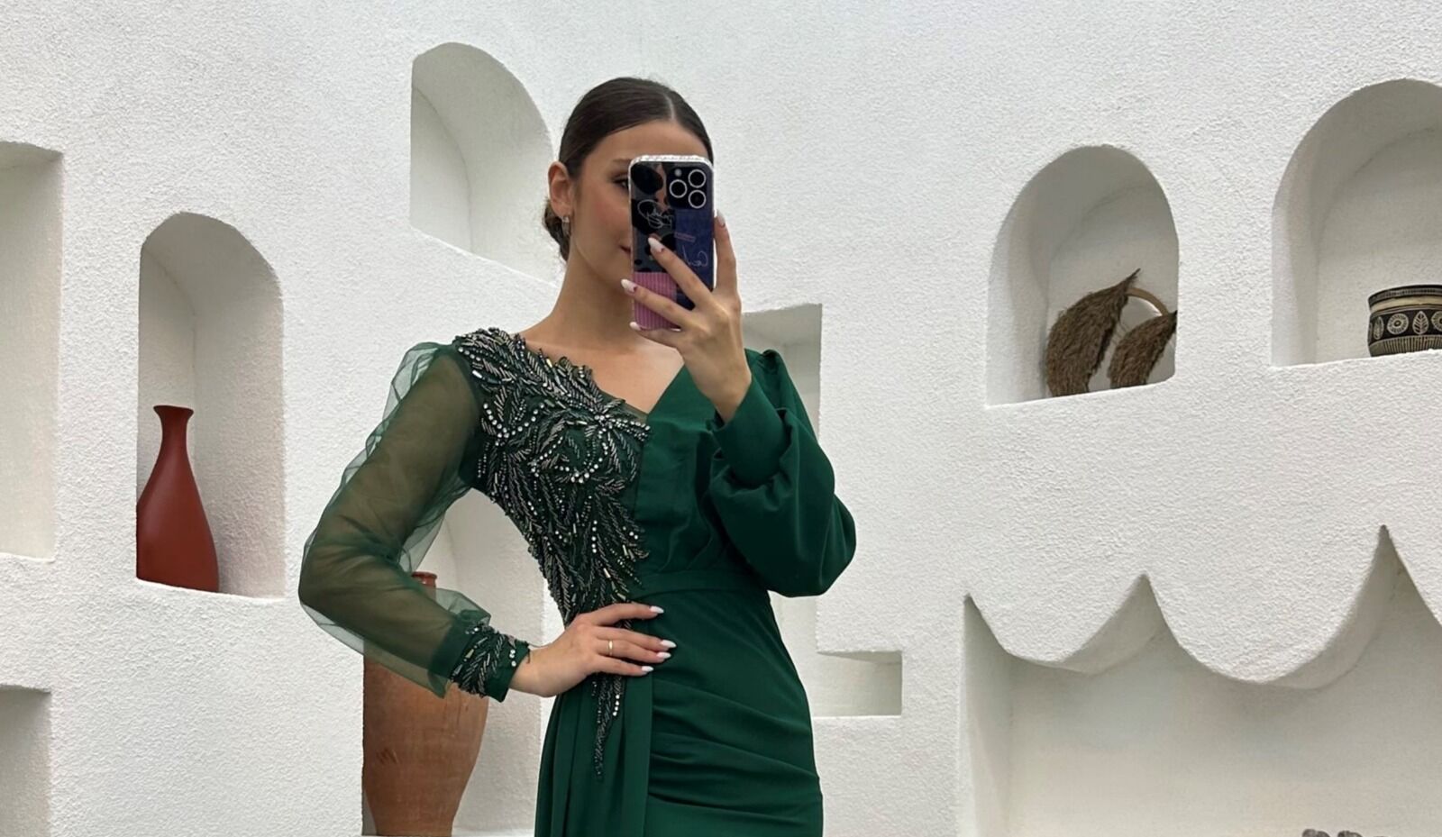 Özel Anların İhtişamı: Kıyafet Sepeti ile Nikah Elbisesi, Payetli Elbise ve Uzun Abiye Seçimleri