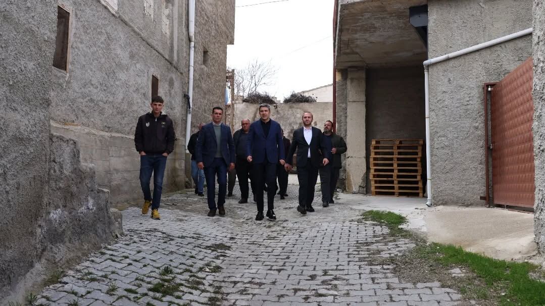 658536010 18084715661593871 2066438112452488646 N