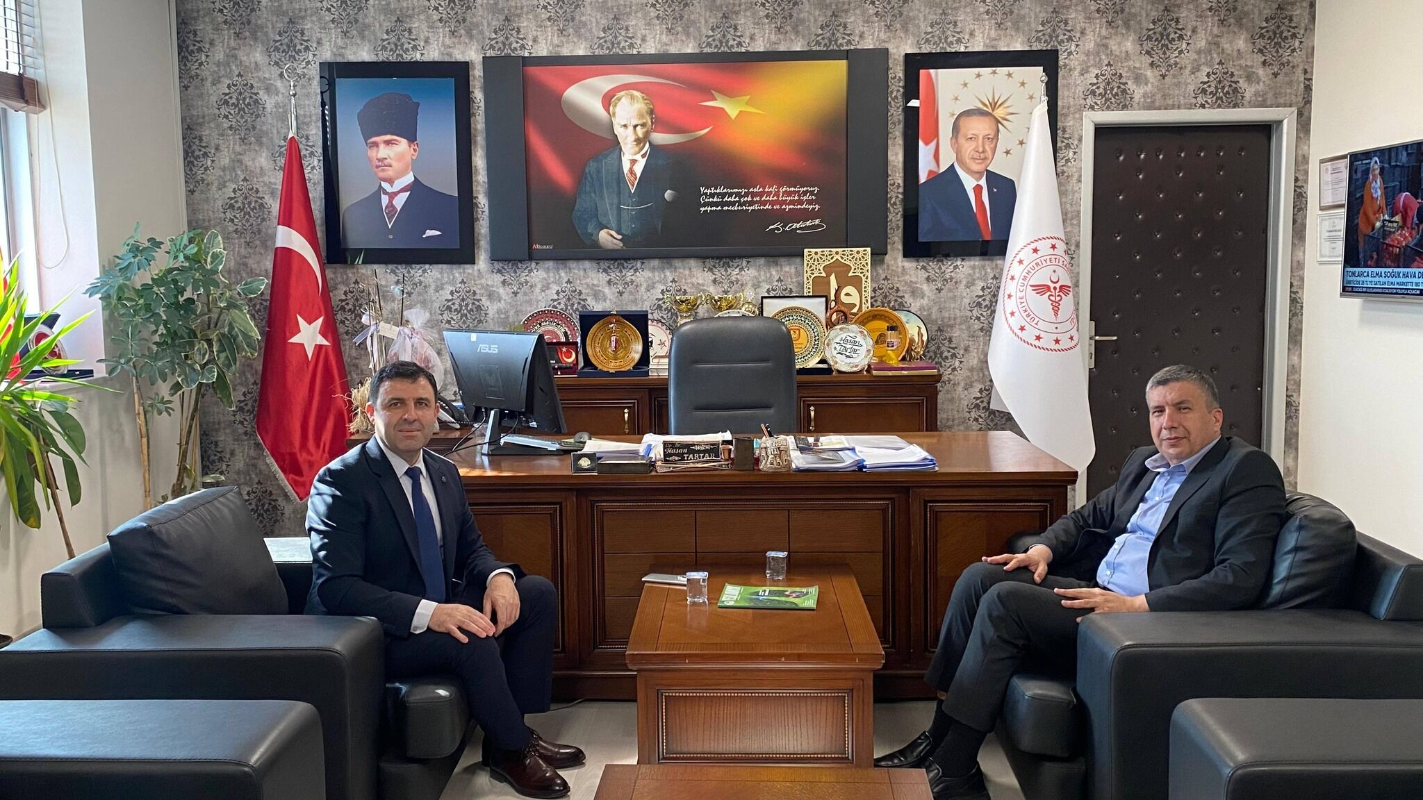 660876570 1366006778895475 7879405709951379076 N-1