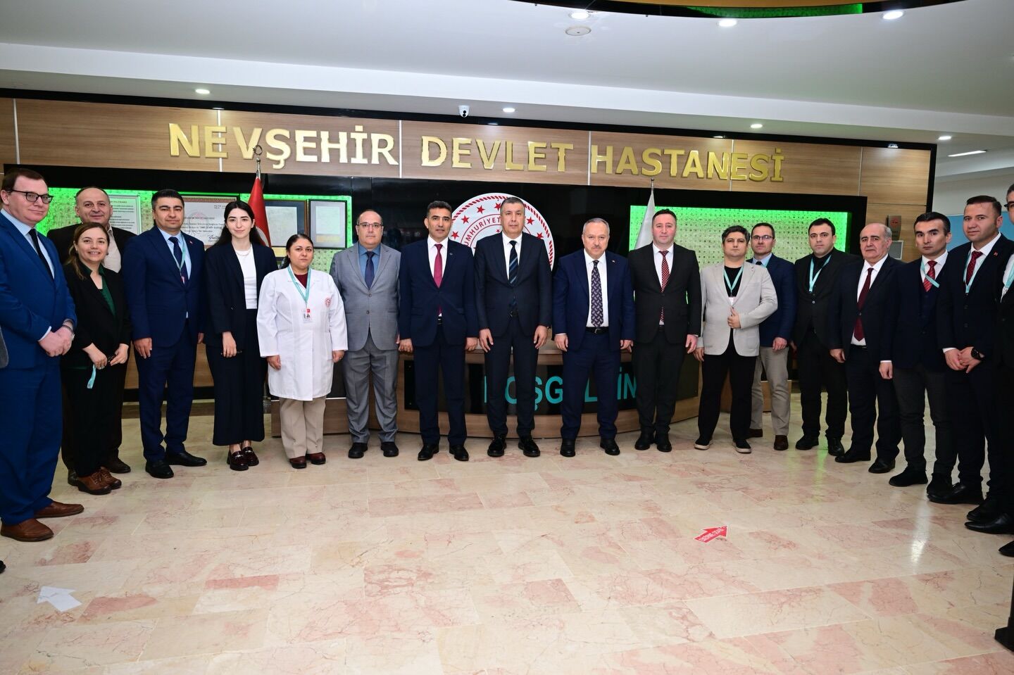 661382479 18090244571186019 4704719438897693609 N