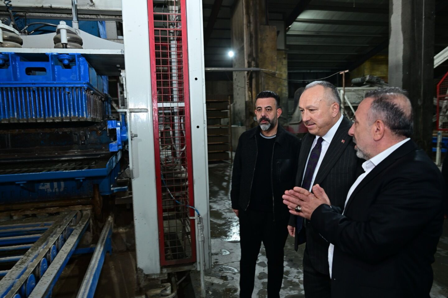 662953864 18089767385186019 6561883257859508024 N