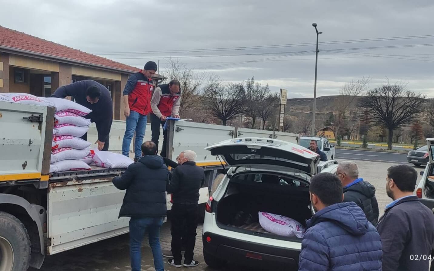 666642159 122183240522381145 1729265622830599062 N