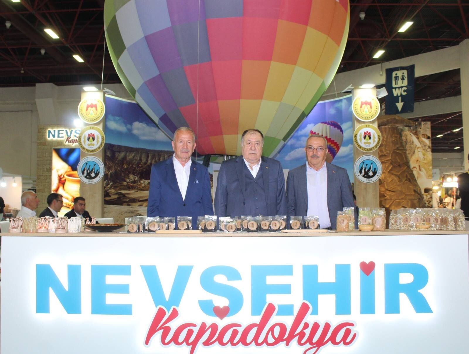 678271895 1547445207384487 1903949212540765637 N