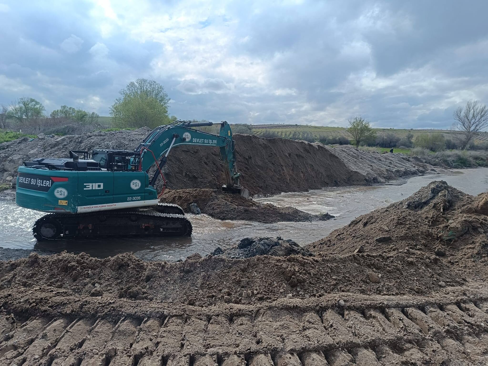 679267137 1299742219010050 5742035188653576936 N