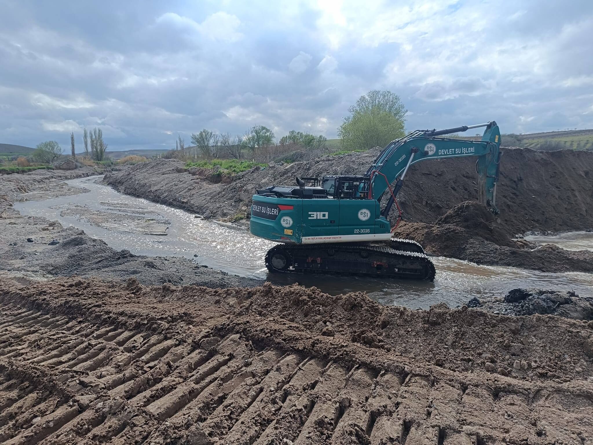 680002897 1299742099010062 3966803626936070982 N