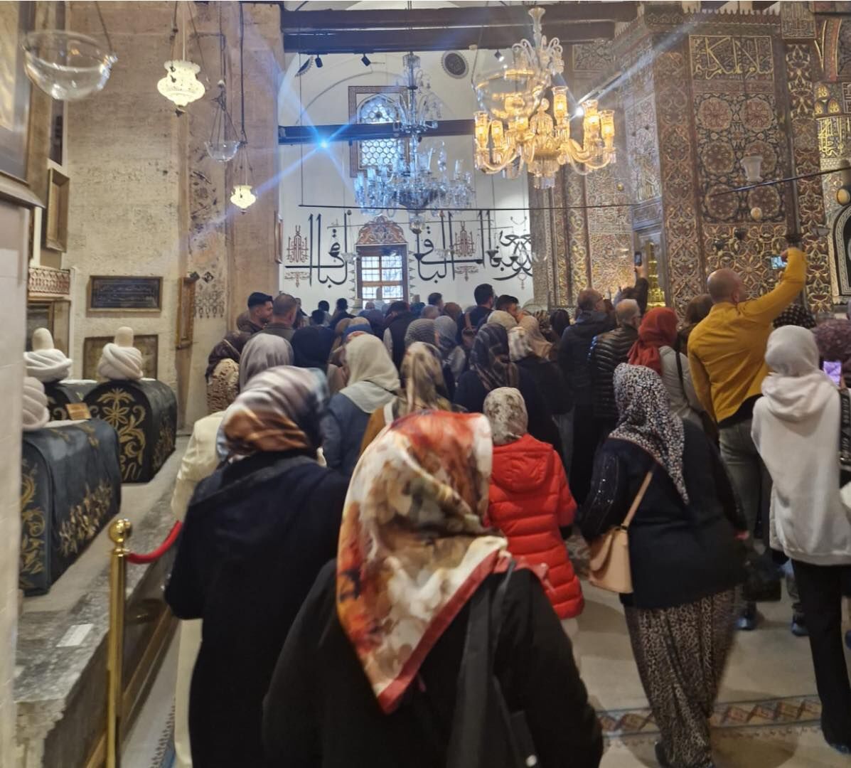 681344483 1372981574861872 730147567084423398 N