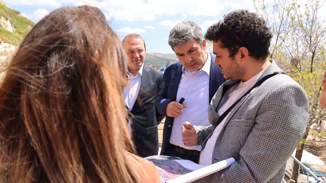 681770571 18087789068593871 4326861642463836071 N