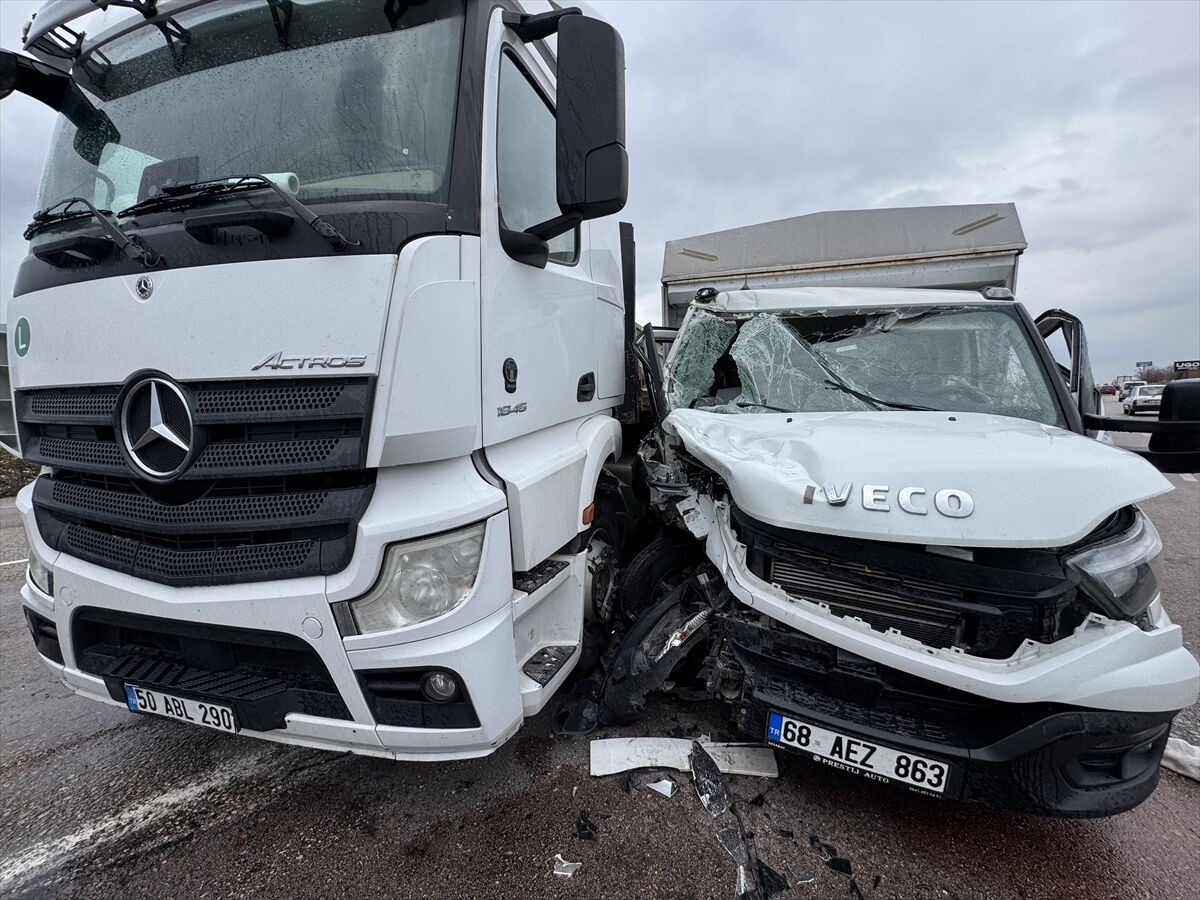 A A 20260408 41049209 41049192 N E V S E H I R D E T I R L A C A R P I S A N K A M Y O N E T T E K I 2 K I S I Y A R A L A N D I