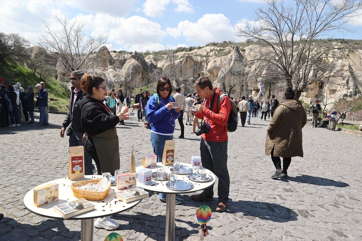 A A 20260421 41168620 41168616 K A P A D O K Y A D A T U R I S T L E R E T U R K K A H V E S I I L E L O K U M I K R A M E D I L D I