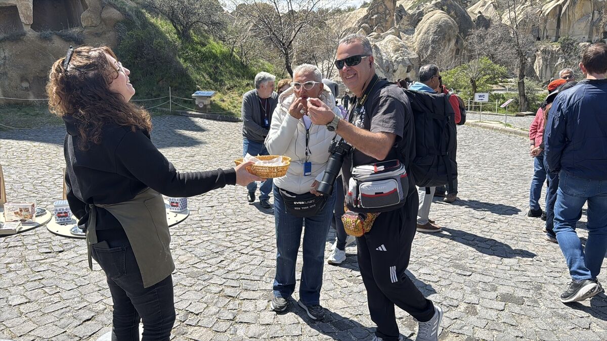 A A 20260421 41168620 41168618 K A P A D O K Y A D A T U R I S T L E R E T U R K K A H V E S I I L E L O K U M I K R A M E D I L D I