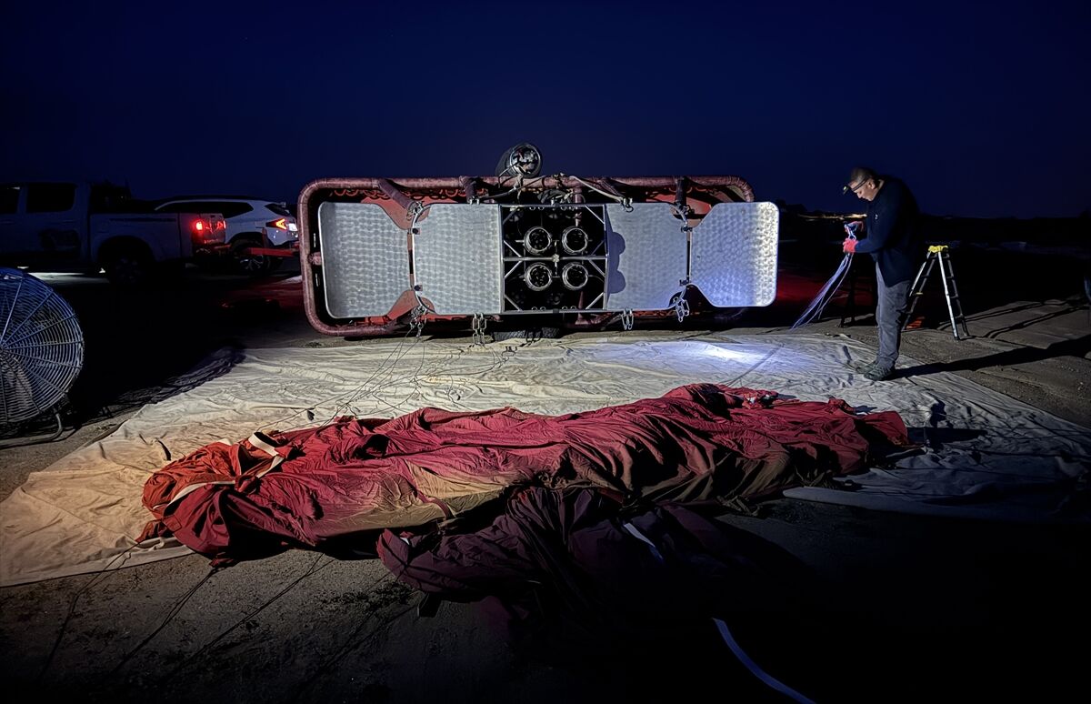 A A 20260423 41186456 41186430 B A L O N T U R U N U N P E R D E A R K A S I N D A K I K A H R A M A N L A R Y E R E K I B I