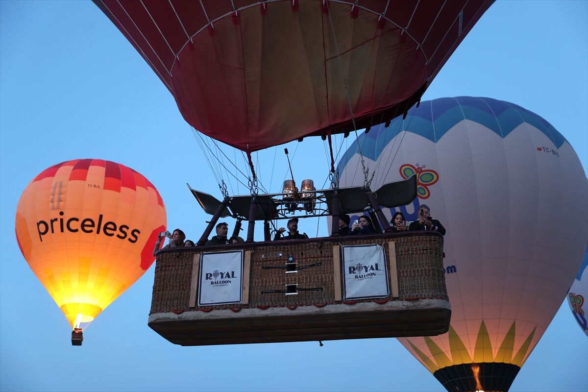 A A 20260423 41186456 41186437 B A L O N T U R U N U N P E R D E A R K A S I N D A K I K A H R A M A N L A R Y E R E K I B I