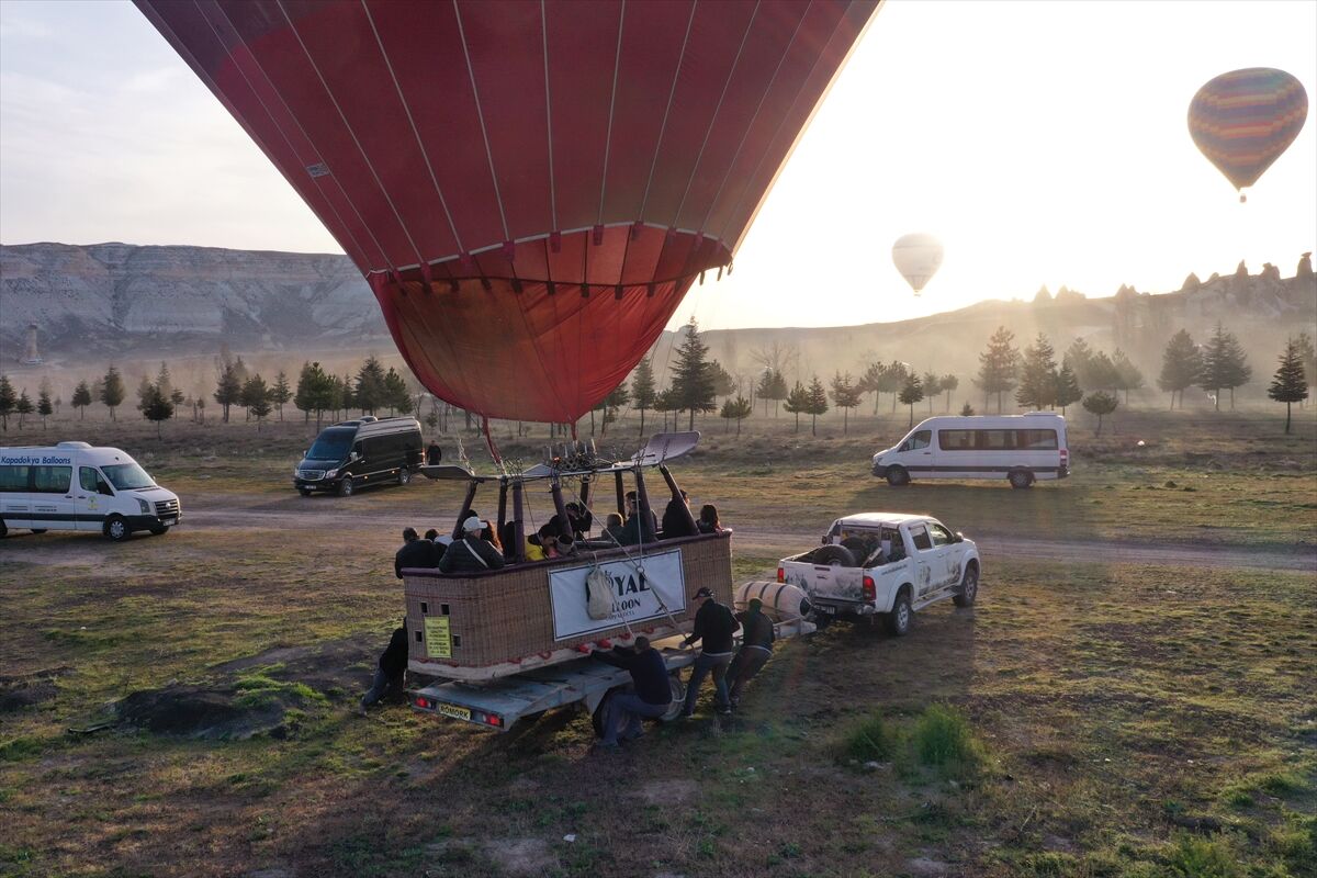 A A 20260423 41186456 41186443 B A L O N T U R U N U N P E R D E A R K A S I N D A K I K A H R A M A N L A R Y E R E K I B I