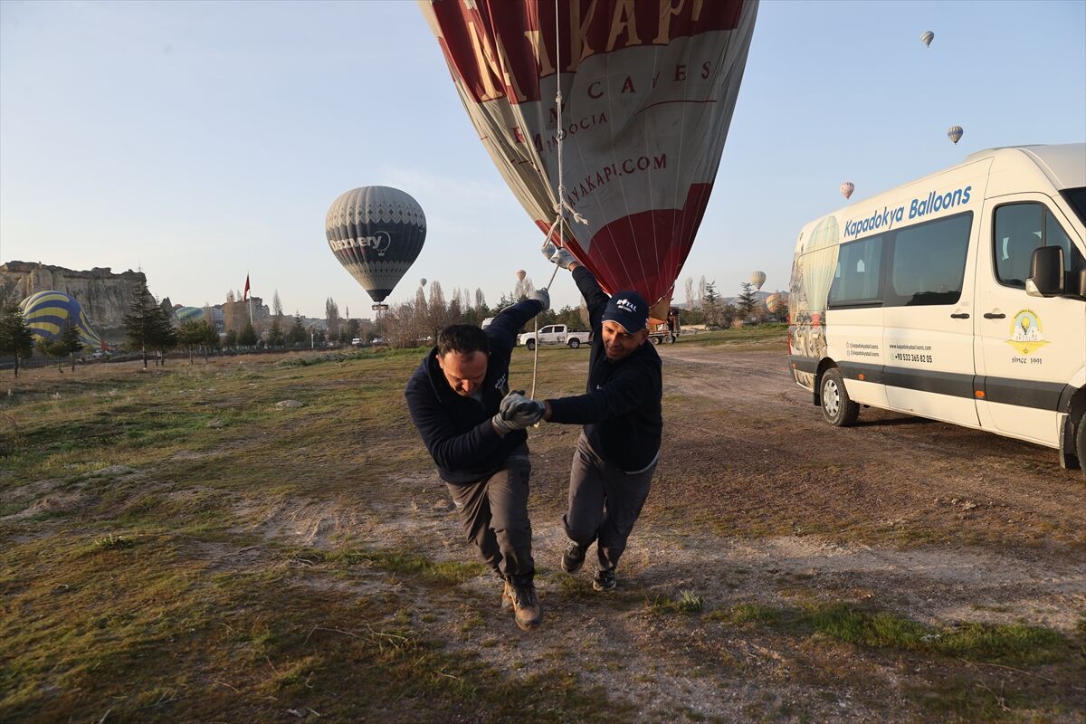 A A 20260423 41186456 41186448 B A L O N T U R U N U N P E R D E A R K A S I N D A K I K A H R A M A N L A R Y E R E K I B I