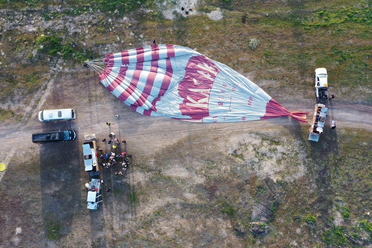 A A 20260423 41186456 41186451 B A L O N T U R U N U N P E R D E A R K A S I N D A K I K A H R A M A N L A R Y E R E K I B I