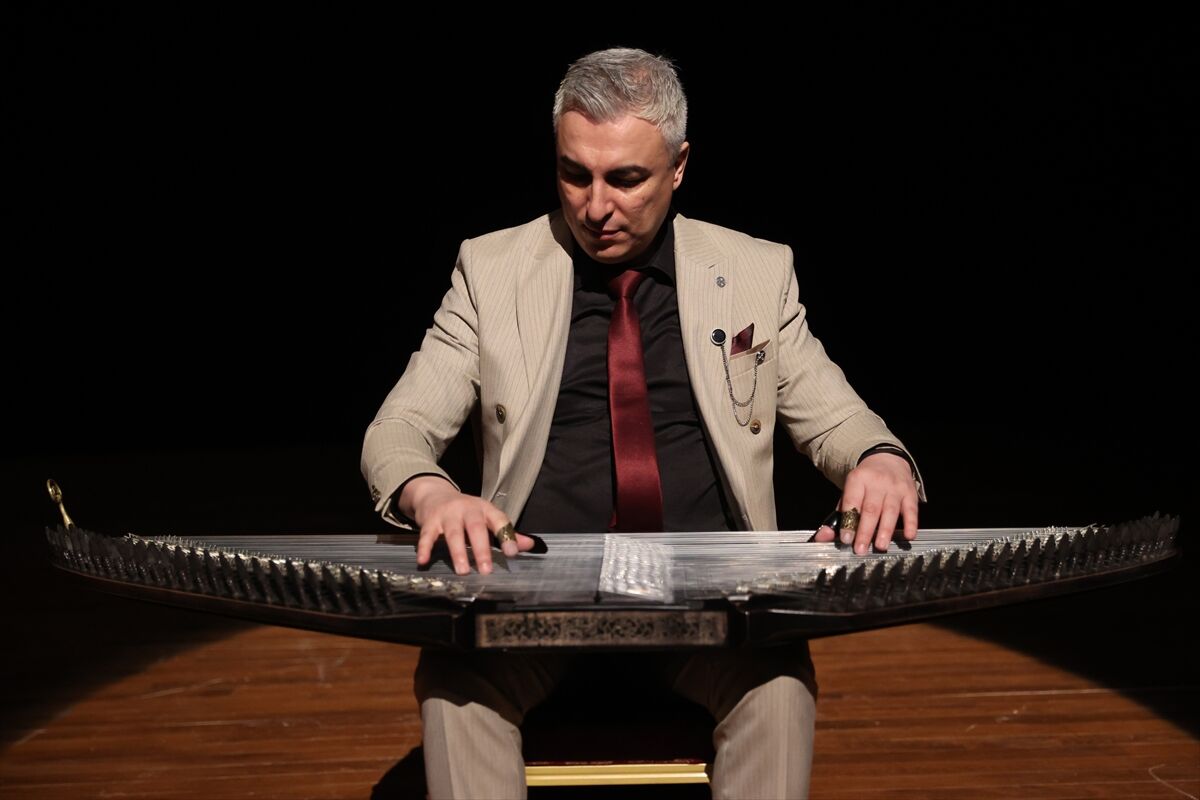 A A 20260426 41213684 41213676 A K A D E M I S Y E N I N T A S A R L A D I G I B I R L E S I K K A N U N F A Y D A L I M O D E L O L A R A K T E S C I L L E N D I