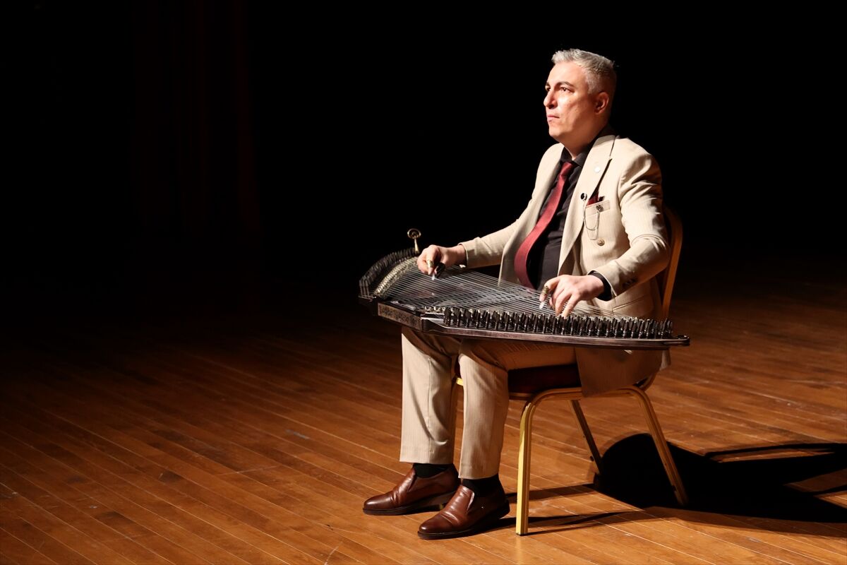 A A 20260426 41213684 41213679 A K A D E M I S Y E N I N T A S A R L A D I G I B I R L E S I K K A N U N F A Y D A L I M O D E L O L A R A K T E S C I L L E N D I