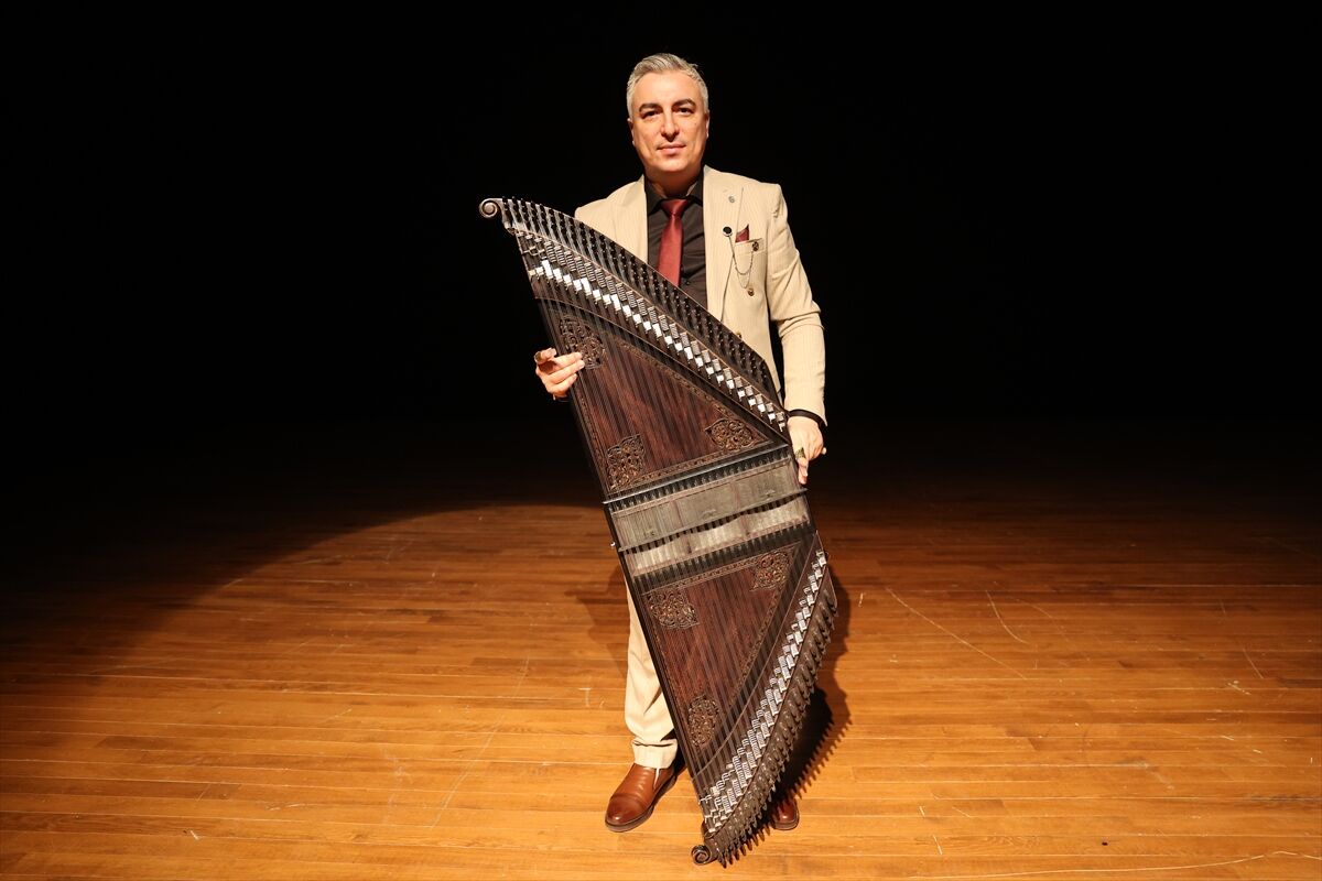 A A 20260426 41213684 41213683 A K A D E M I S Y E N I N T A S A R L A D I G I B I R L E S I K K A N U N F A Y D A L I M O D E L O L A R A K T E S C I L L E N D I