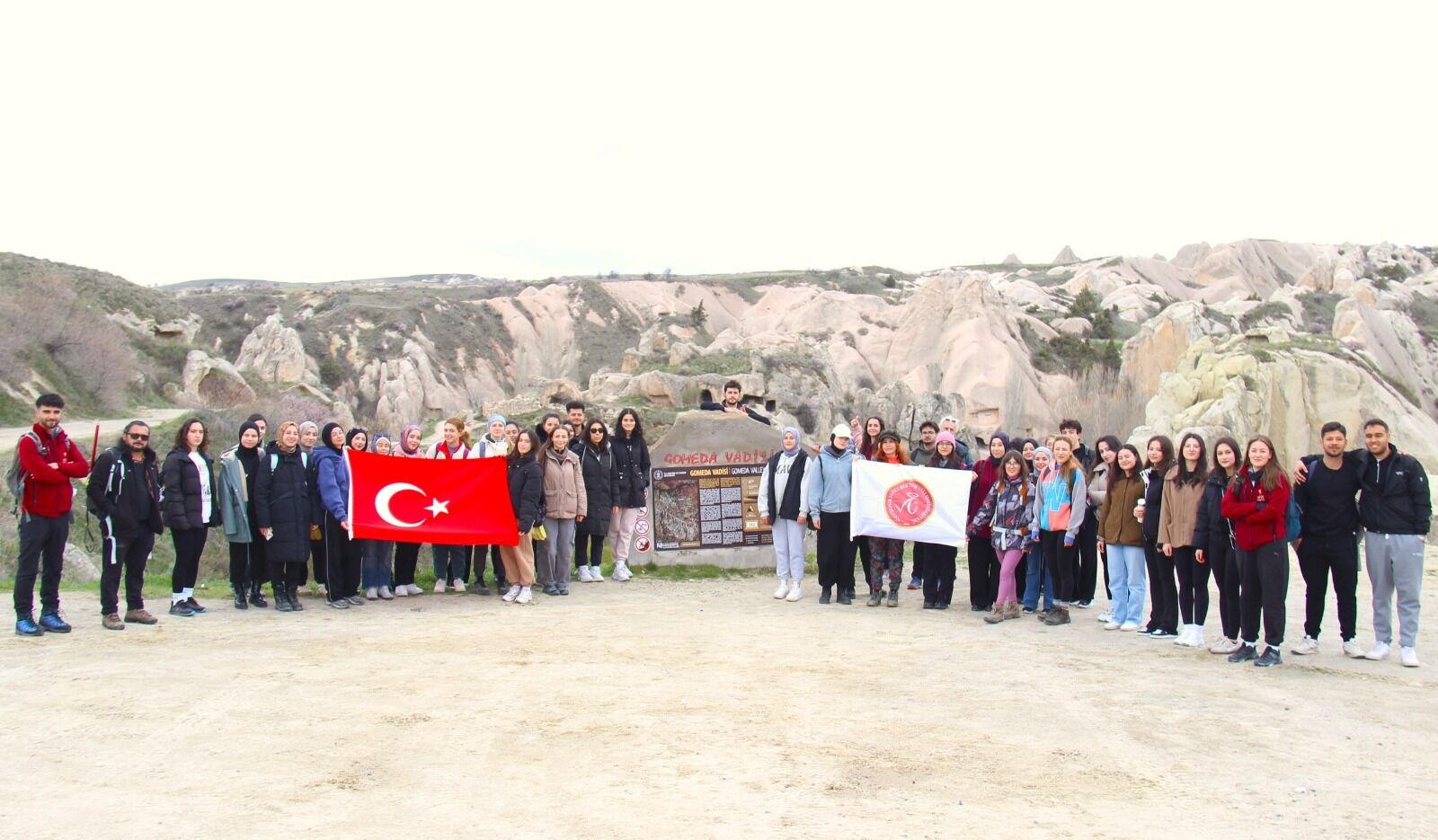 NEVÜ’den doğayla iç içe etkinlik: Gomeda Vadisi’nde yürüyüş