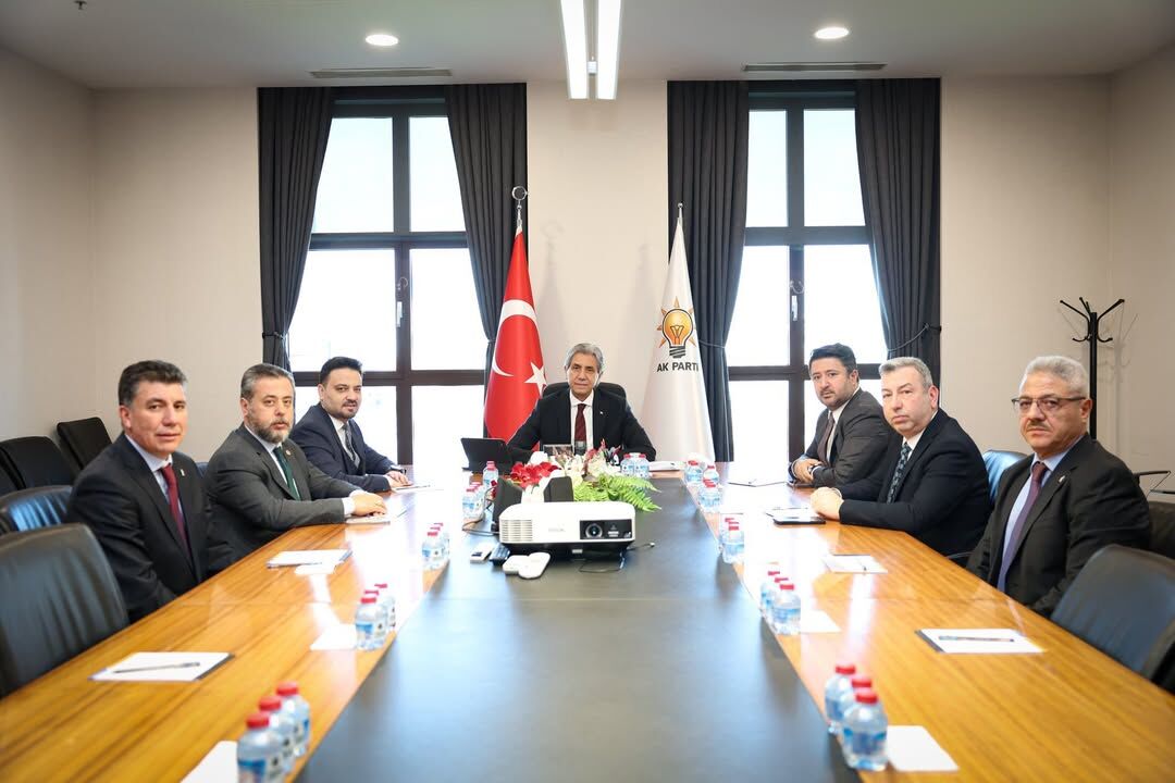 Genel Başkan Yardımcımız Ve Yerel Yönetimler Başkanımız Sayın Mustafa Demir’i; Milletvekillerimi