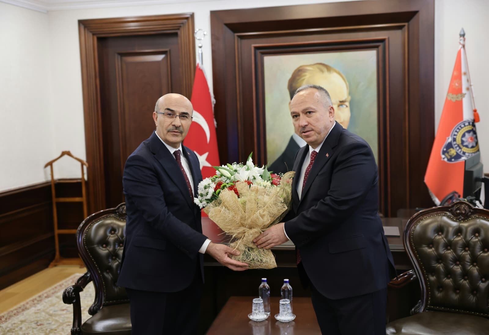 H H Kjlny X Y A A1M2A