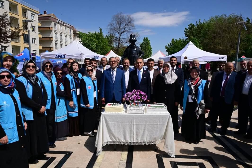 703190990 987331244156427 2923097597772440707 N