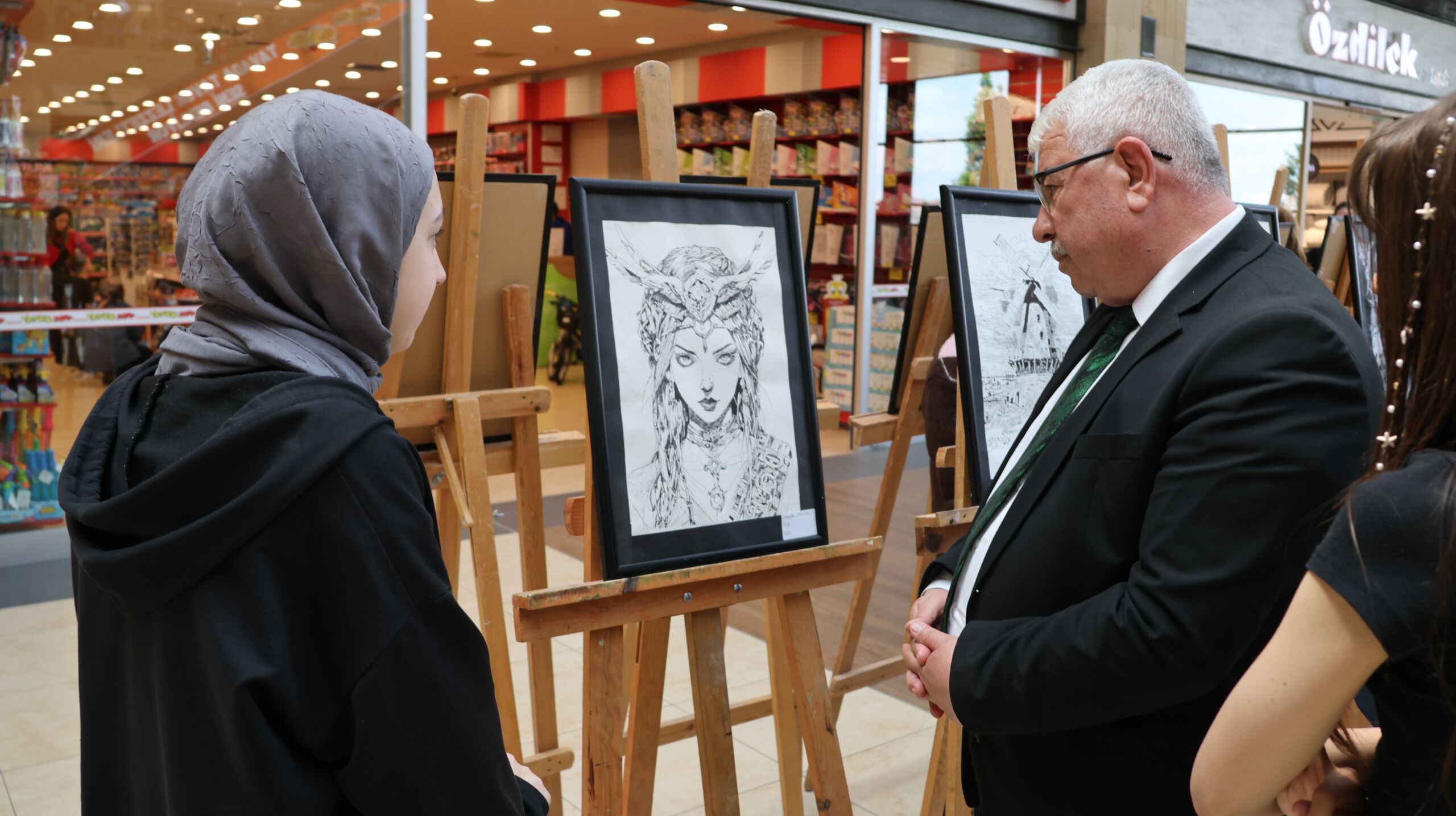 Nevşehir’de öğrencilerin sanat eserleri beğeni topladı